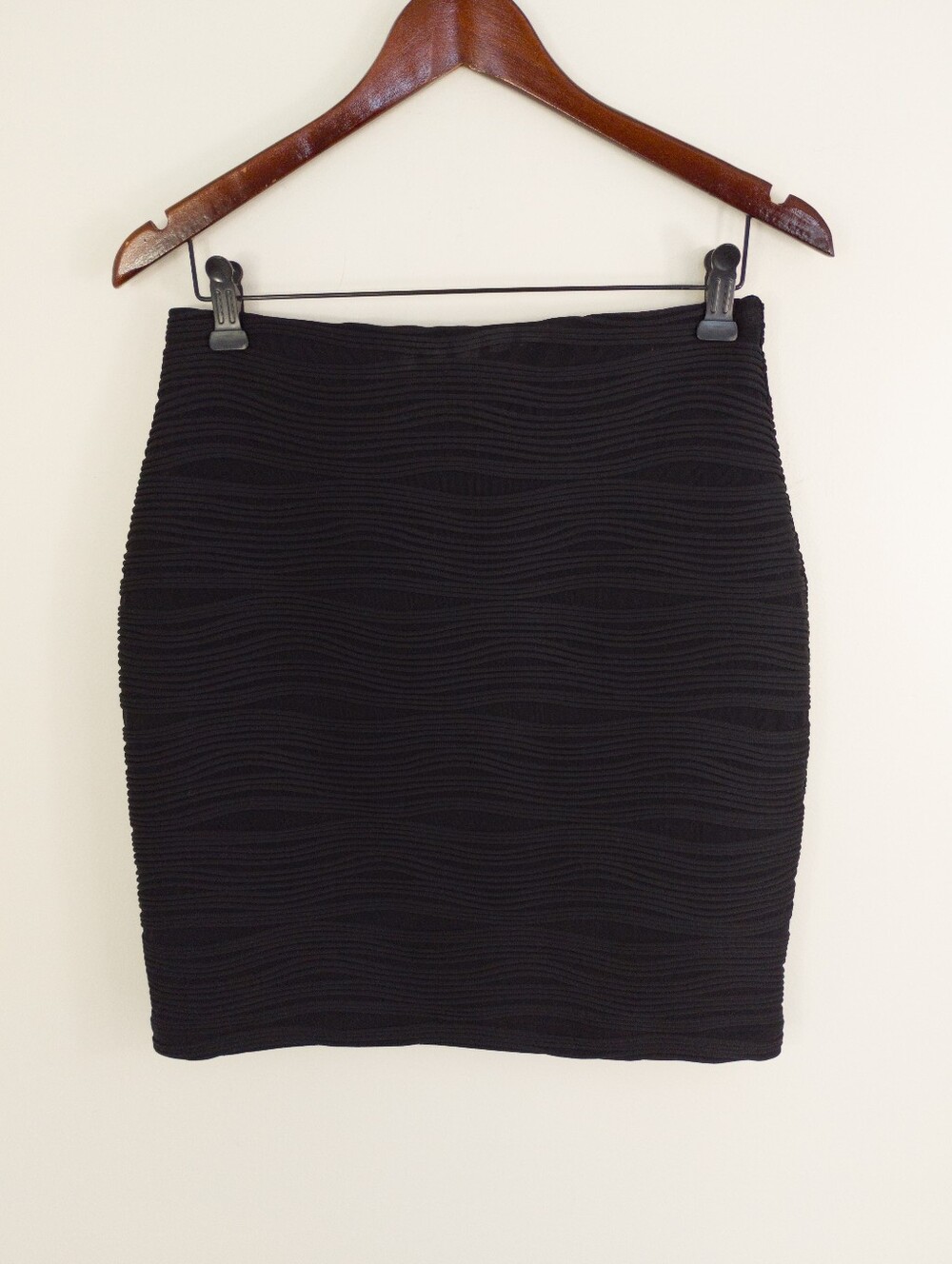 Joseph Ribkoff Black Pencil Mini Skirt Size 8
